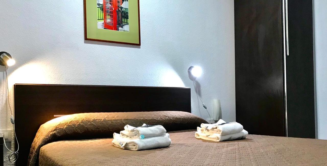 Hostal Carlos 2 La Línea de la Concepción Εξωτερικό φωτογραφία