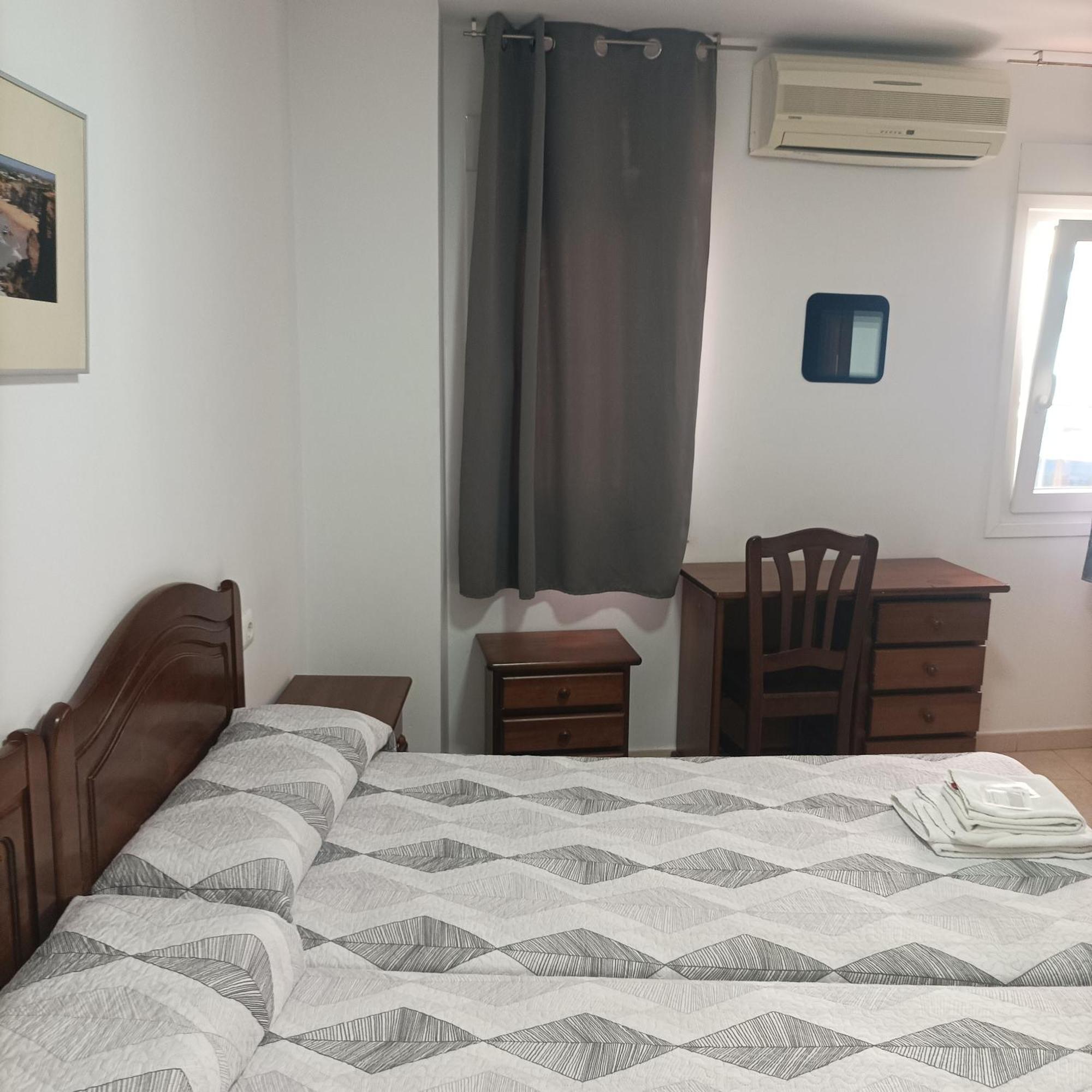 Hostal Carlos 2 La Línea de la Concepción Εξωτερικό φωτογραφία